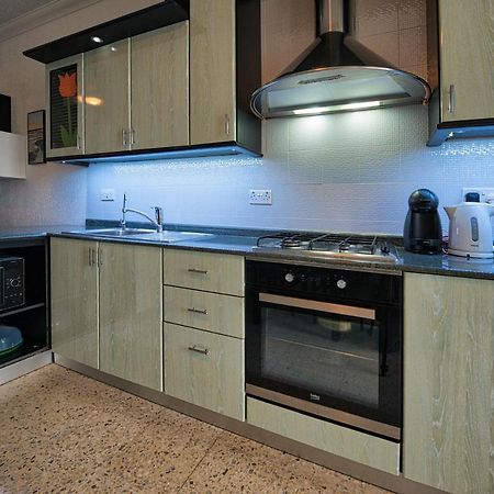 Beachfront With Seaviews Apartment No56 Award Winner Unbeatable Location For Closeness To The Sea Ideal For Guests Looking For Winter Spring And Autumn Breaks In Sunny Malta Also Ideal For Coastal Hikers 梅利哈 外观 照片